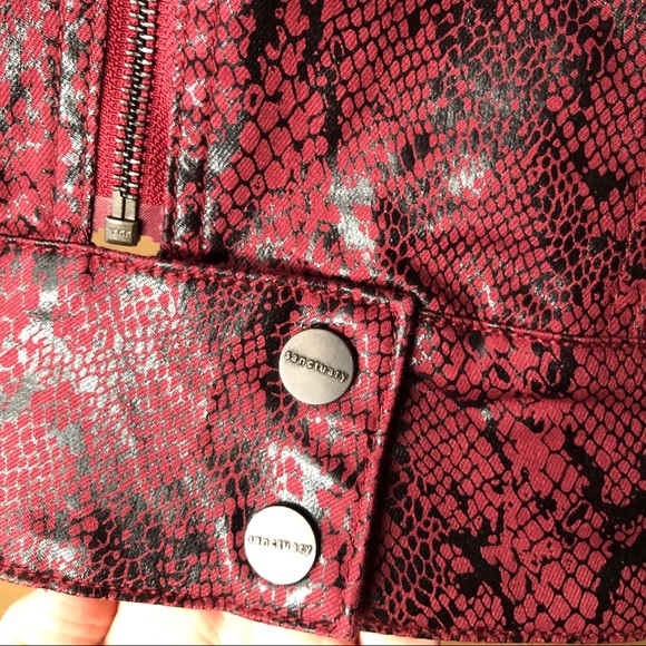 Anthropologie sanctuary Crimson Snakeskin Moto Jacket Sz Medium Gunmetal Zippers - Picture 16 of 16
